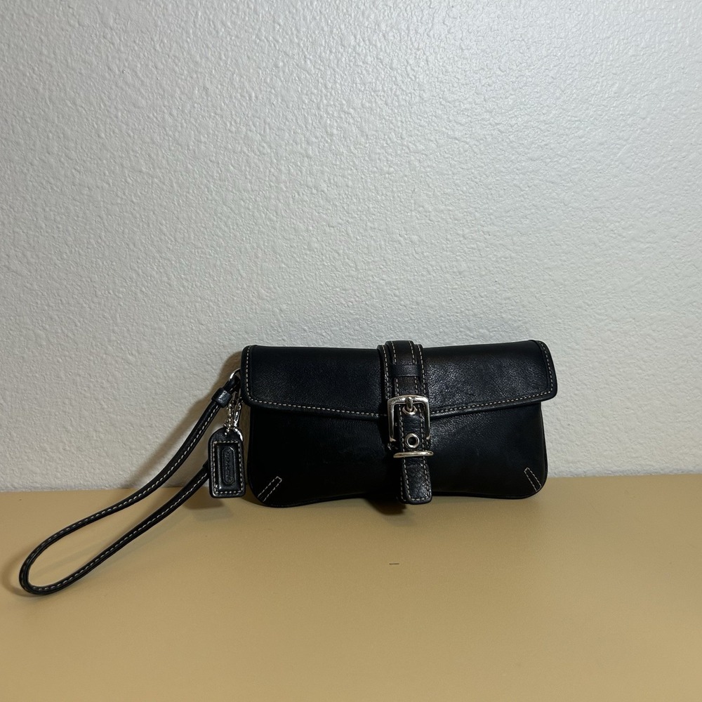 Coach Vintage Black Leather Buckle Wristlet Clutch Silver Buckle W Tag - Picture 5 of 12